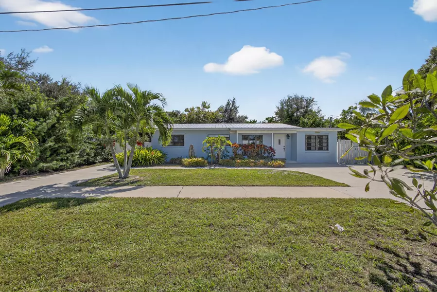 5408 Sioux ST, Jupiter, FL 33458