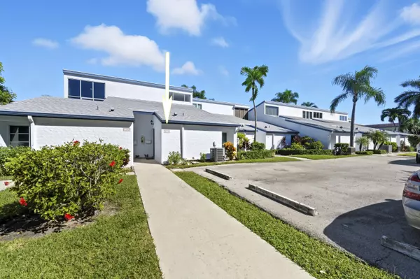 129 Lehane TER 131, North Palm Beach, FL 33408