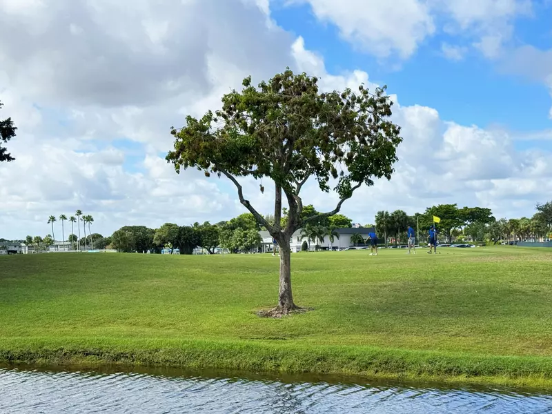 984 Normandy U, Delray Beach, FL 33484