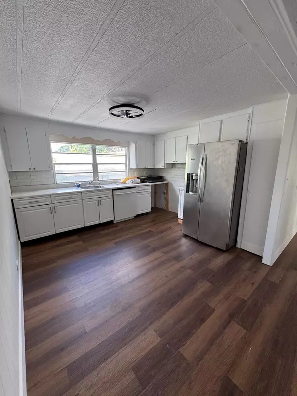 West Palm Beach, FL 33405,22 George St Lot 72