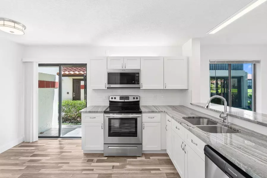 10679 Ocean Palm WAY 101, Boynton Beach, FL 33437