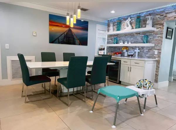 Lake Worth, FL 33461,1474 Cochran DR