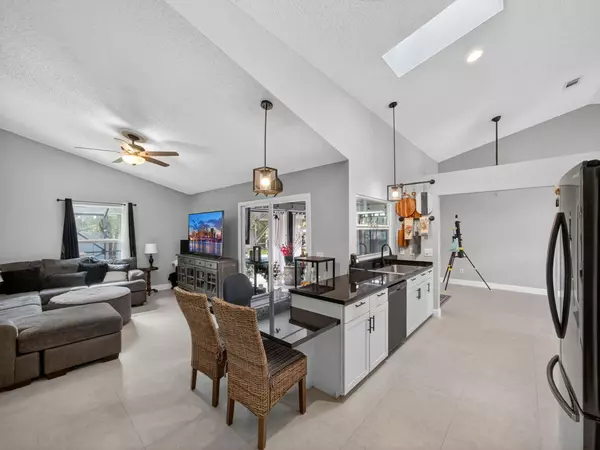 Port Saint Lucie, FL 34953,1202 SW Bargello AVE