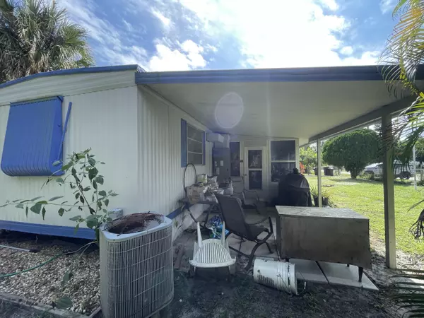 Stuart, FL 34994,1663 NE Wren AVE