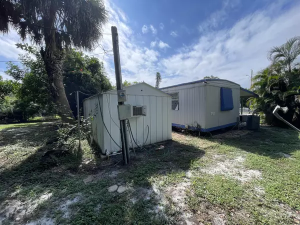 Stuart, FL 34994,1663 NE Wren AVE
