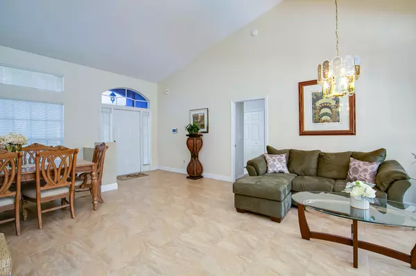 Port Saint Lucie, FL 34953,103 SW Pilsner CIR