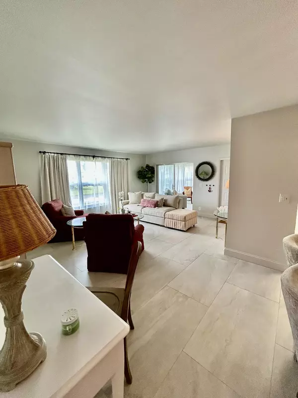 Delray Beach, FL 33484,5289 Lakefront BLVD D