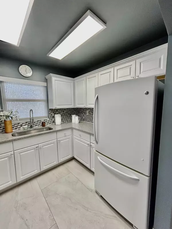 5289 Lakefront BLVD D, Delray Beach, FL 33484