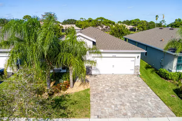 Hobe Sound, FL 33455,5715 SE Canyata CT