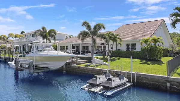 9139 SE Hawksbill WAY, Hobe Sound, FL 33455