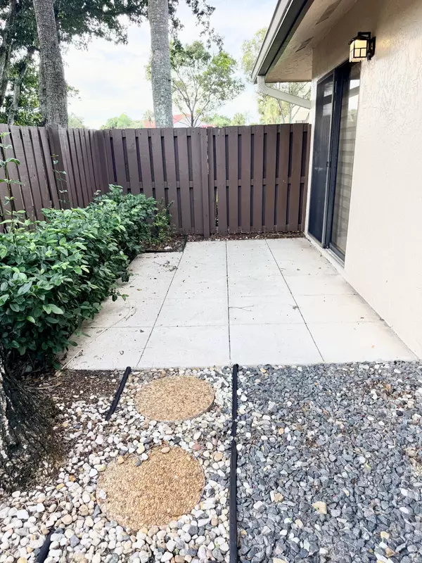 Boynton Beach, FL 33437,10126 Mangrove DR 102