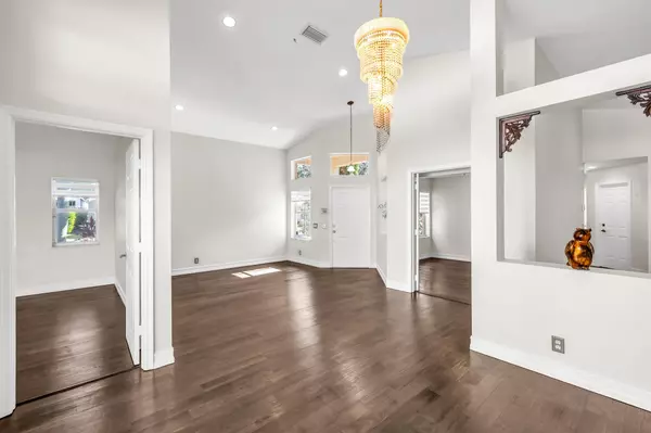 Weston, FL 33327,1015 Thistle Creek CT