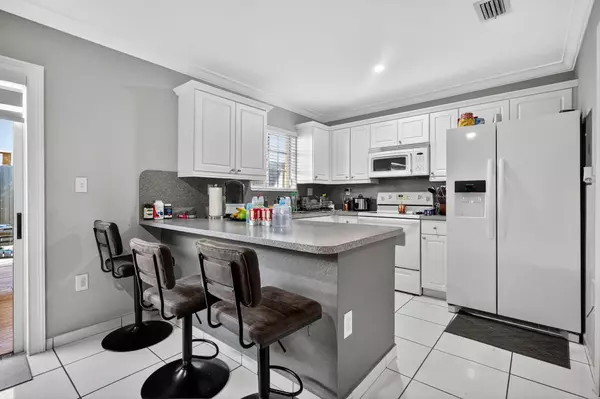 Hialeah Gardens, FL 33018,11475 NW 94th PL 3