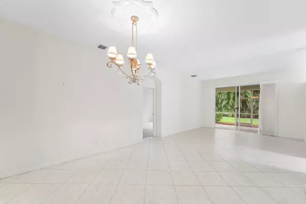 Boynton Beach, FL 33437