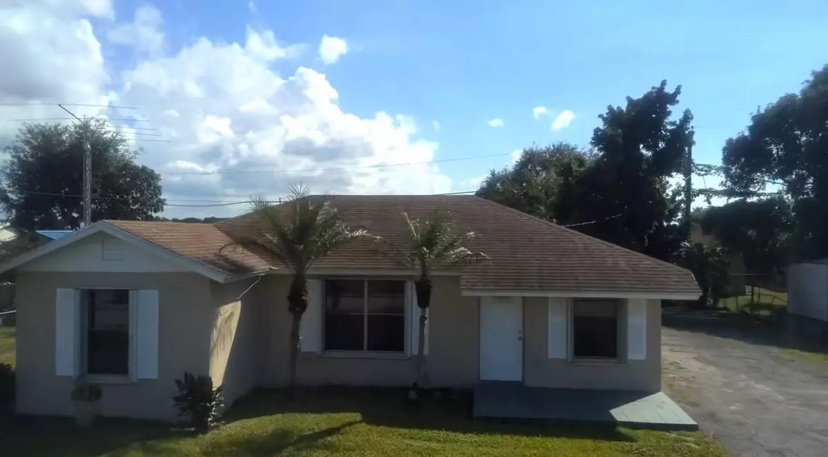 Belle Glade, FL 33430,832 SW Avenue I