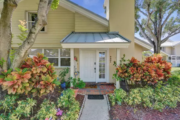 2401 Amherst CT, Boynton Beach, FL 33436