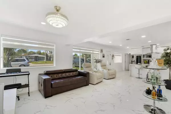 Hollywood, FL 33024,6841 Atlanta ST