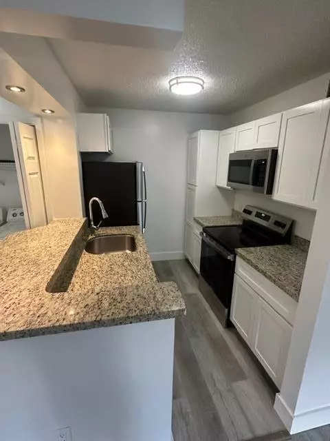 Pompano Beach, FL 33069,4561 W Mcnab RD 25