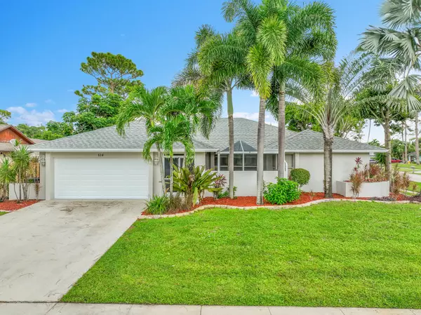 614 Azure AVE, Wellington, FL 33414