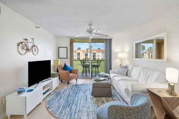 Hypoluxo, FL 33462,157 Yacht Club WAY 206