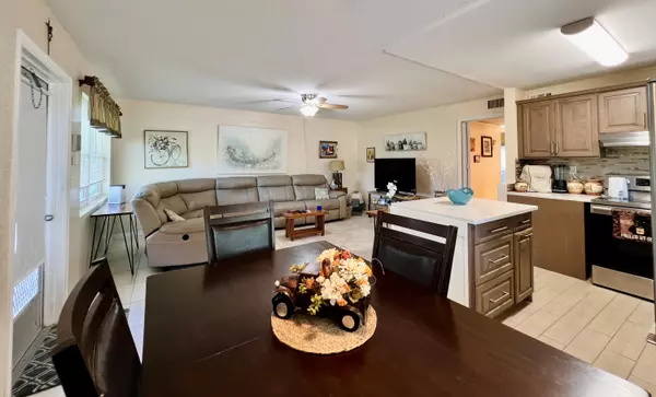 West Palm Beach, FL 33417,131 Andover F