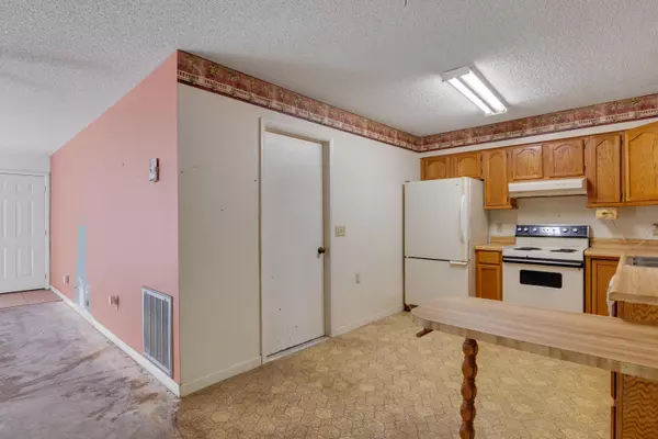 Vero Beach, FL 32960,955 37th AVE