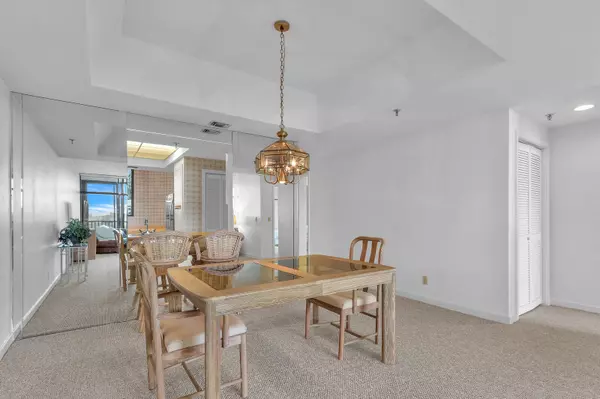 North Palm Beach, FL 33408,11370 Twelve Oaks WAY 412