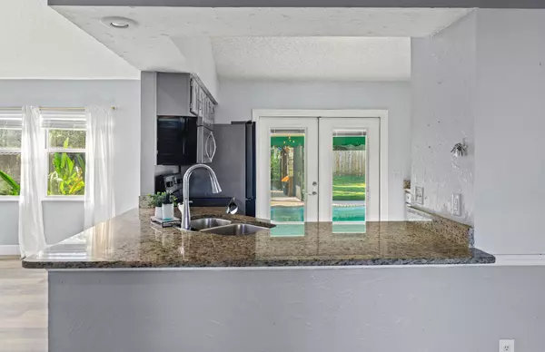 Port Saint Lucie, FL 34952,2230 SE SE Dill LN