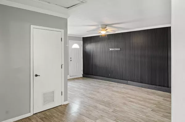 Port Saint Lucie, FL 34952,2230 SE SE Dill LN