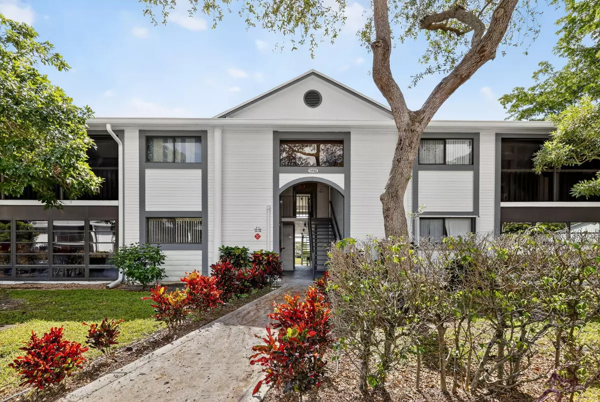 Delray Beach, FL 33484,15453 Lakes Of Delray BLVD 207