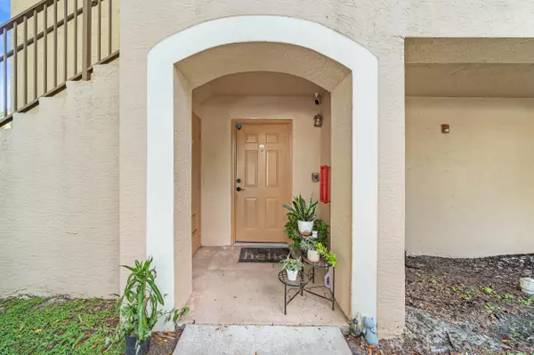 West Palm Beach, FL 33409,4115 San Marino BLVD 107