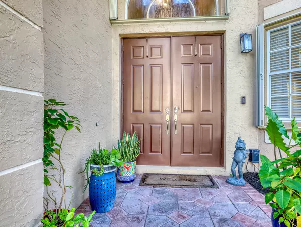 Royal Palm Beach, FL 33411,2227 Ridgewood CIR