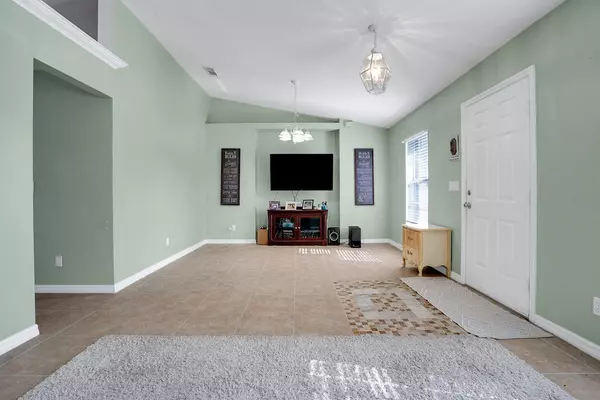 Port Saint Lucie, FL 34983,707 NW Nw Floresta Drive DR