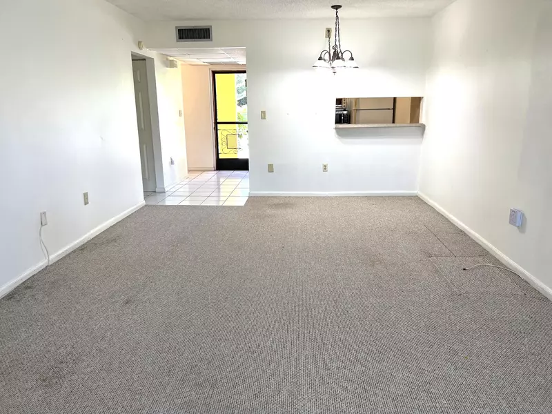 812 SW 9th Street CIR 103, Boca Raton, FL 33486