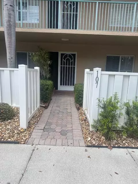 5749 Gemstone CT 107, Boynton Beach, FL 33437