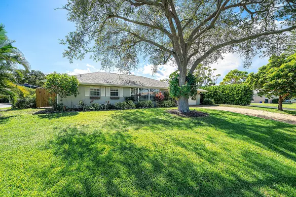 Palm Beach Gardens, FL 33418,4298 Magnolia ST