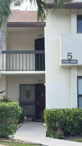 3360 Lucerne Park DR, Greenacres, FL 33467