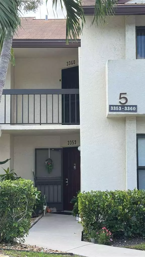 Greenacres, FL 33467,3360 Lucerne Park DR