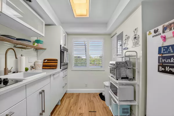 West Palm Beach, FL 33401,3000 Presidential WAY 303