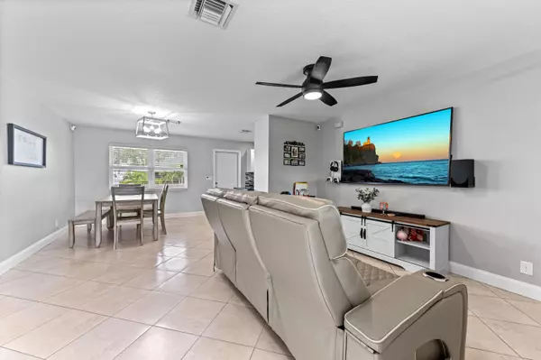 Boynton Beach, FL 33436,3581 Kitely AVE