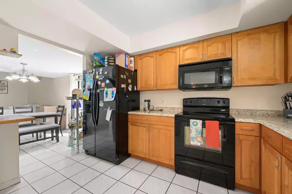 Greenacres, FL 33463,3755 Mil Stream Ct