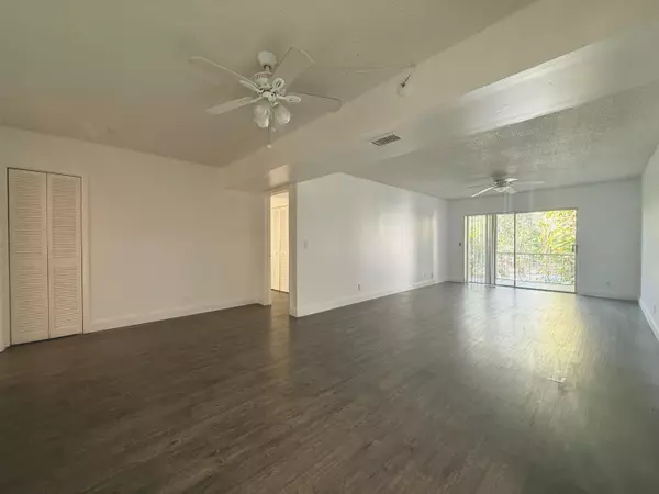 Boca Raton, FL 33486,626 NW 13th ST 27