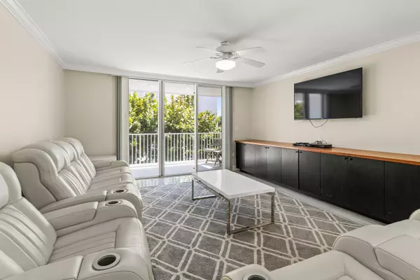 3580 S Ocean BLVD 2a, South Palm Beach, FL 33480
