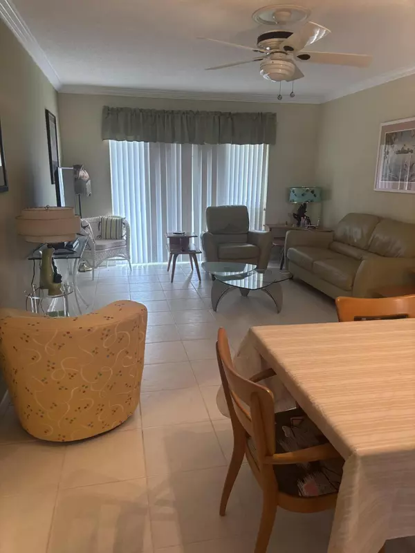 Boca Raton, FL 33433,8608 Bella Vista DR