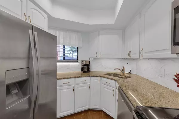 Fort Pierce, FL 34949,2400 S Ocean DR 3945