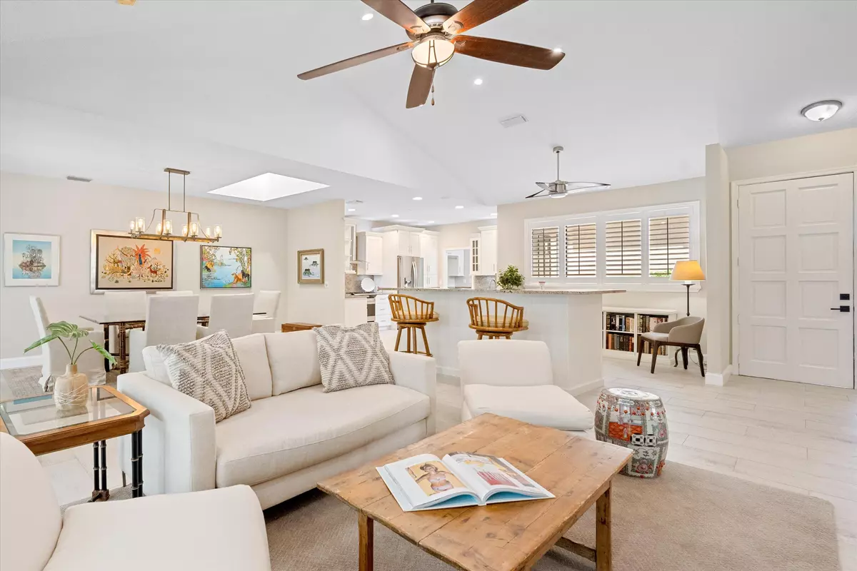 West Palm Beach, FL 33411,1797 Gulfstream WAY