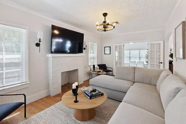 West Palm Beach, FL 33405,209 Lytton CT