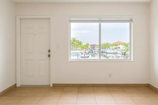 Pompano Beach, FL 33060,331 SE 19th AVE 5