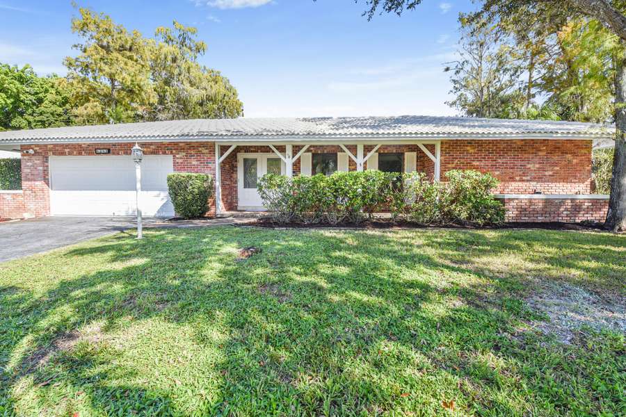 8385 NW 14 ST, Coral Springs, FL 33065