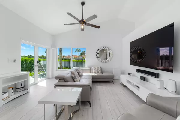 Davie, FL 33328,8950 N Lake Park CIR